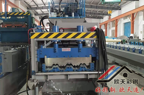 YX 51-253-760型楼承板设备